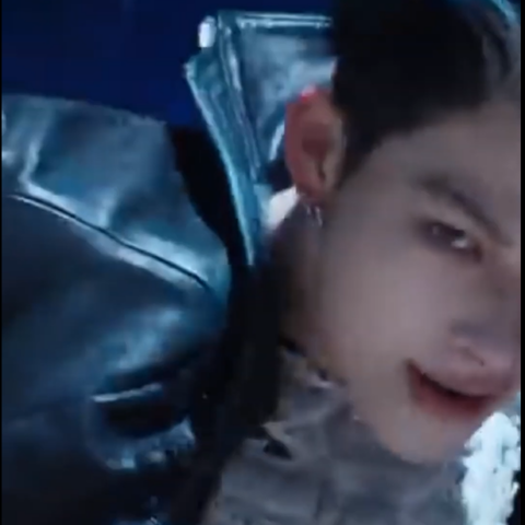 Crack Fits สัปดาห์นี้พบกับ Knife ของ ENHYPEN (엔하이픈)
