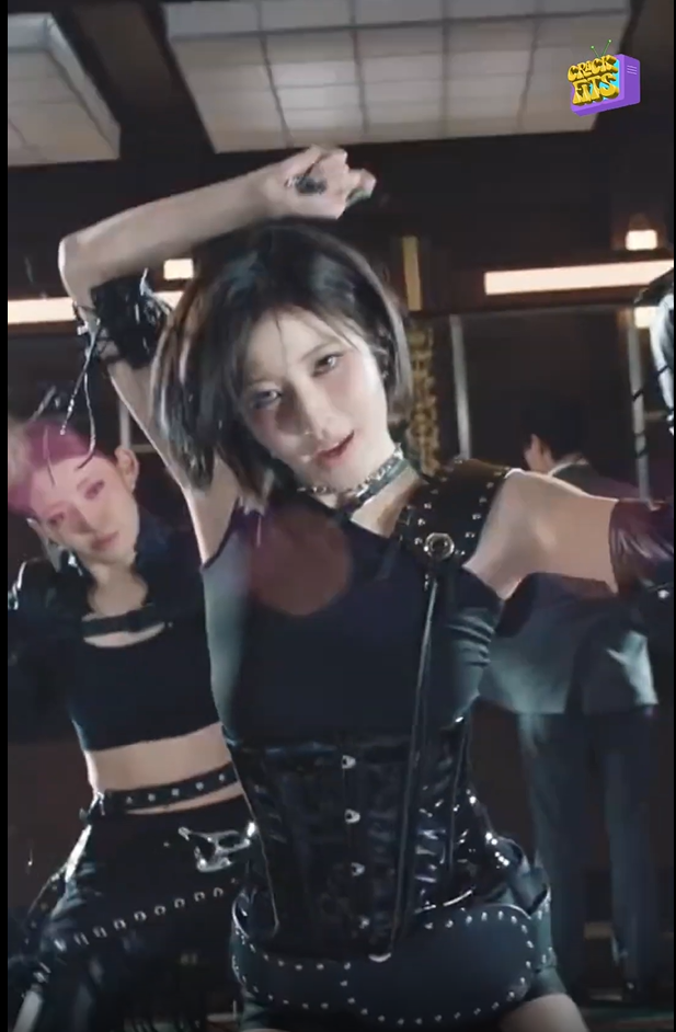 Crack Fits เพลง “CHOOM” ของ BABYMONSTER